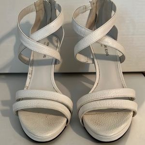 ARMANI JEANS PUMPS